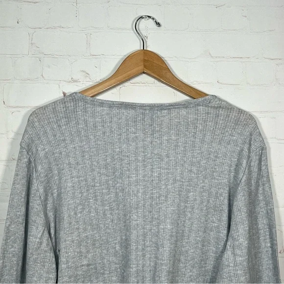 Tahari Scoop Neck Ribbed Top Womens Size XL Gray Long Sleeve Pullover Knit - Picture 9 of 10